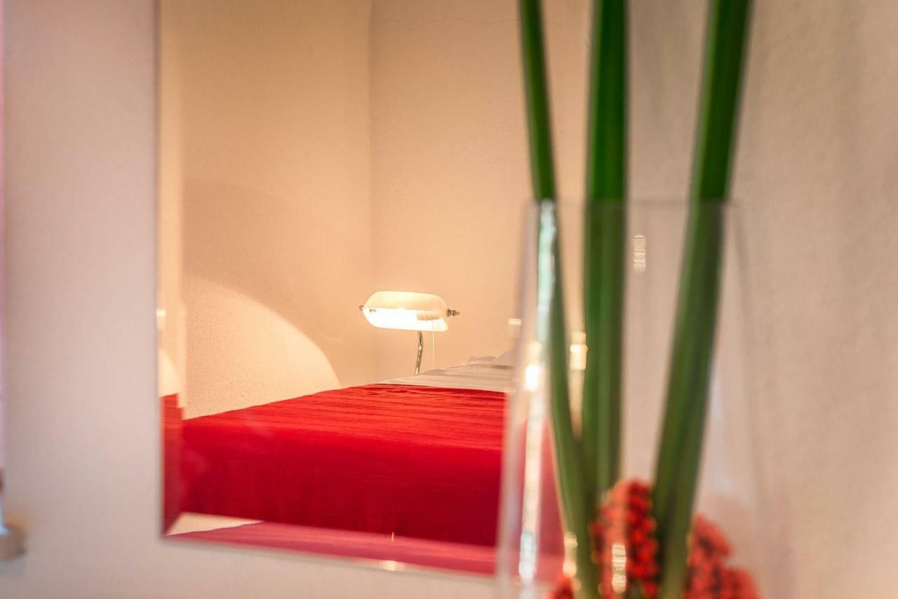Cozy New Flat For 2 Or 3 Apartment Hvar Town Bagian luar foto